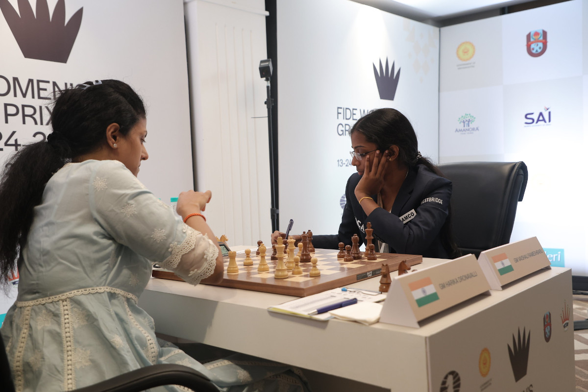 Harika Dronavalli, Vaishali Rameshbabu