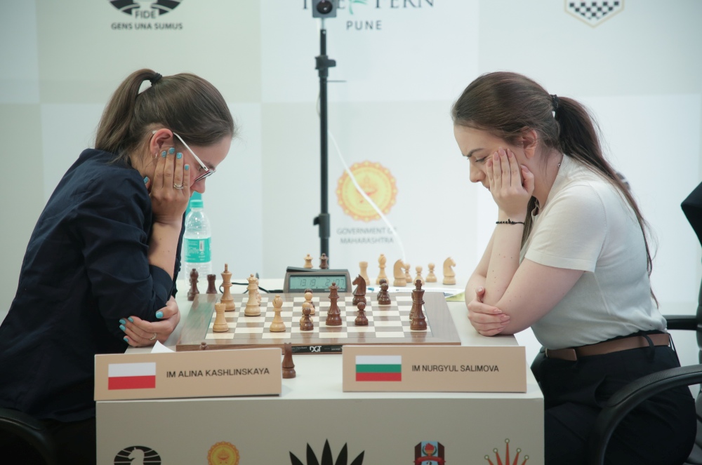 Alina Kashlinskaya, Nurgyul Salimova 