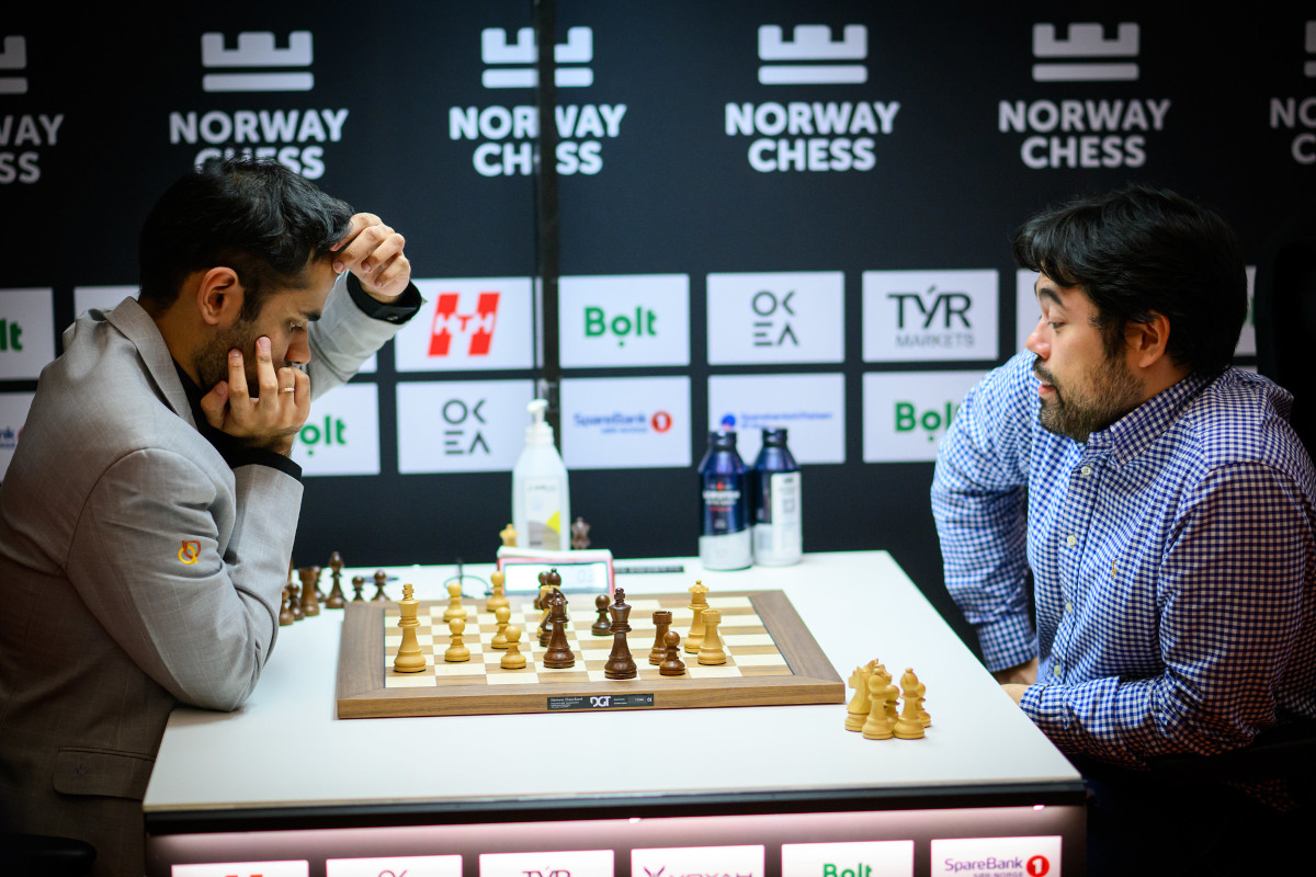 Arjun Erigaisi, Hikaru Nakamura