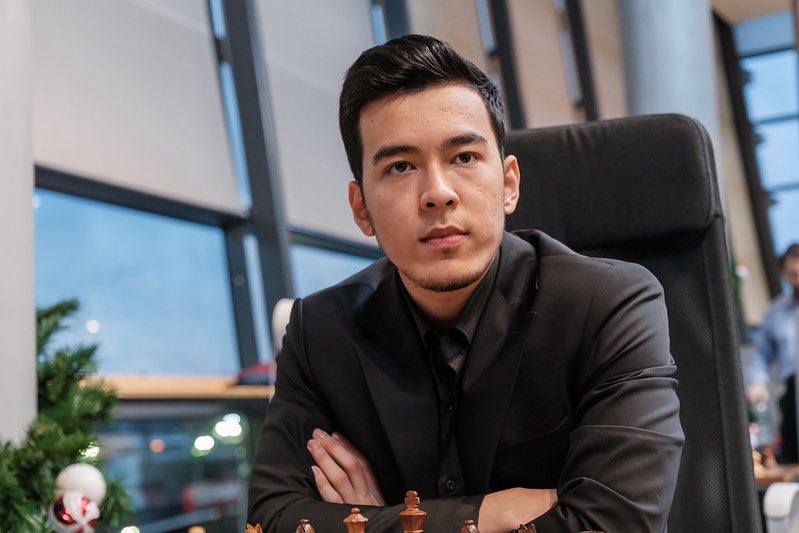 Nodirbek Abdusattorov