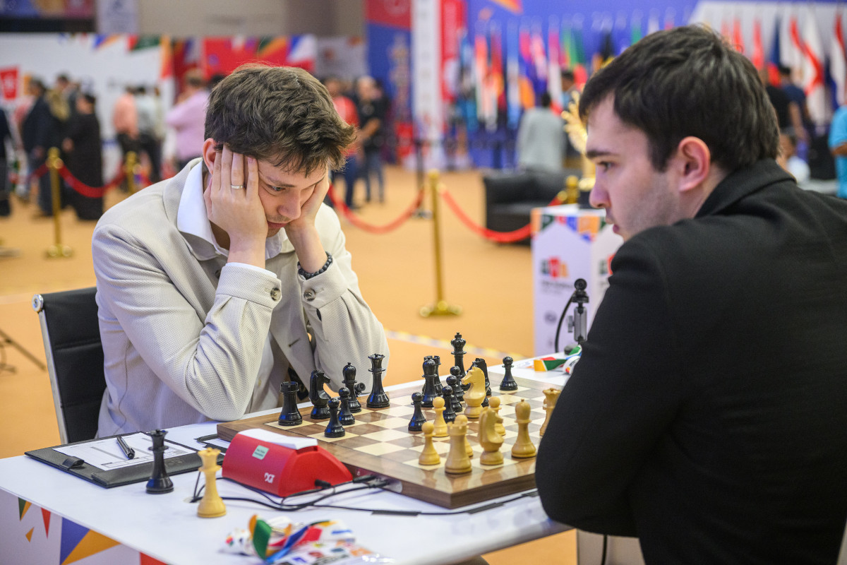 Andrey Esipenko, Nodirbek Yakubboev