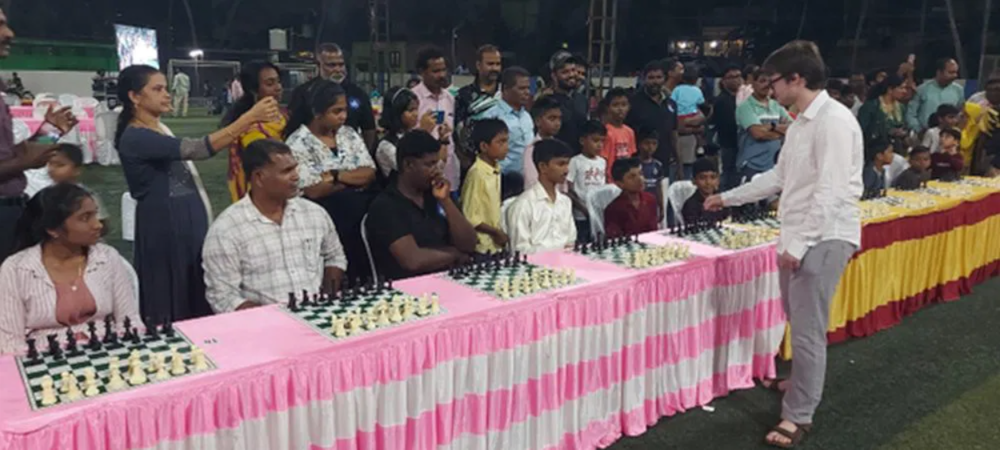 Neerodi, Chess Replaces Gambling