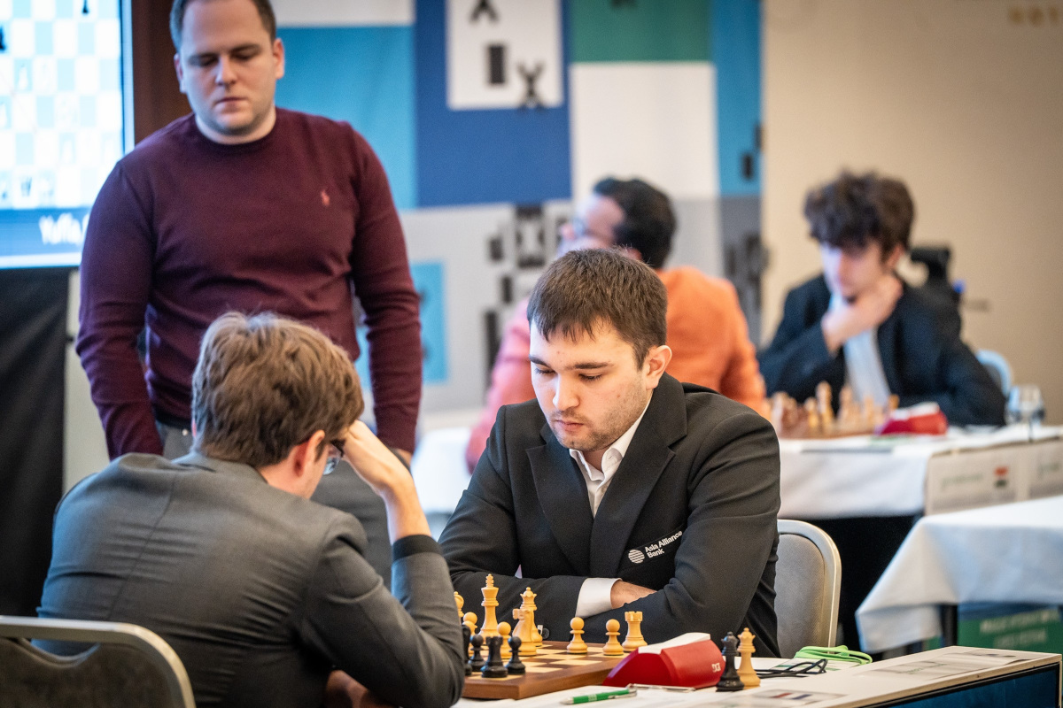 Daniil Yuffa, Nodirbek Yakubboev