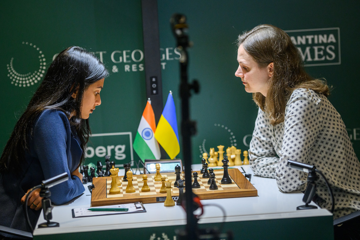 Divya Deshmukh, Anna Muzychuk