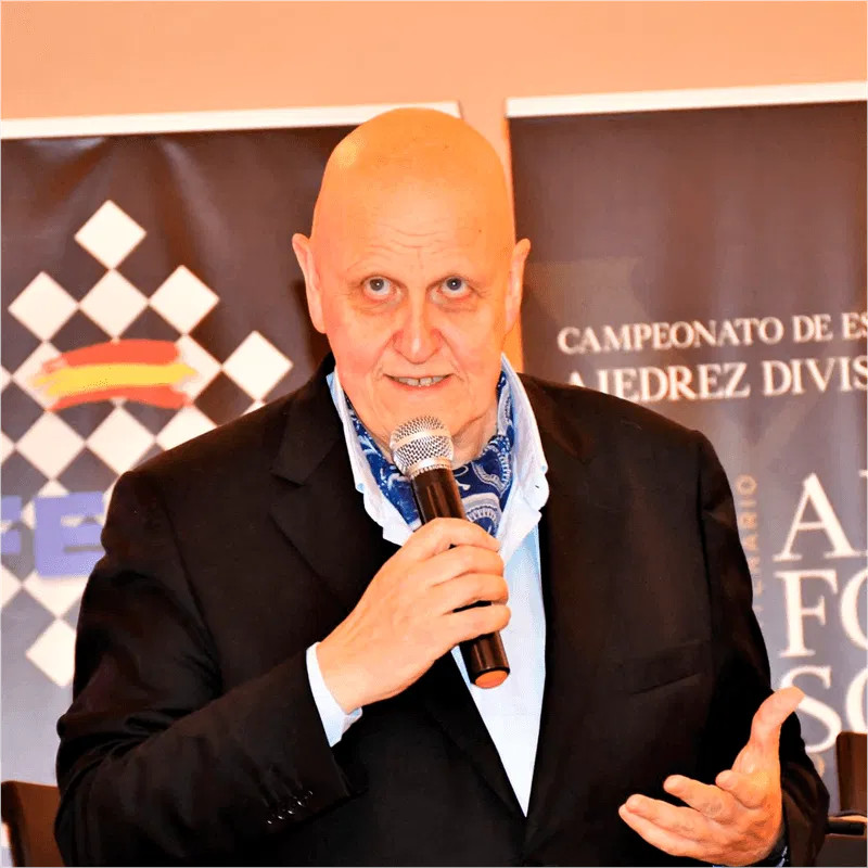Leontxo García