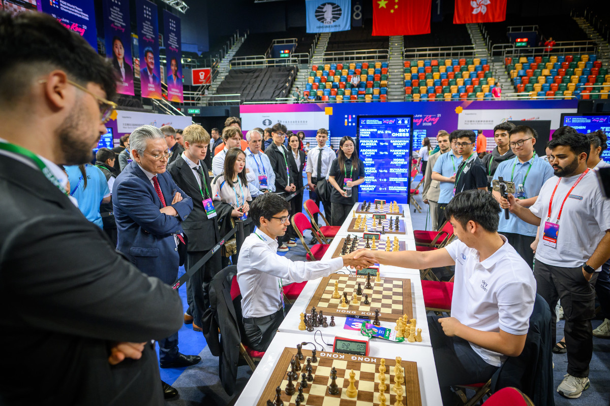 Anish Giri, Andrew Hong