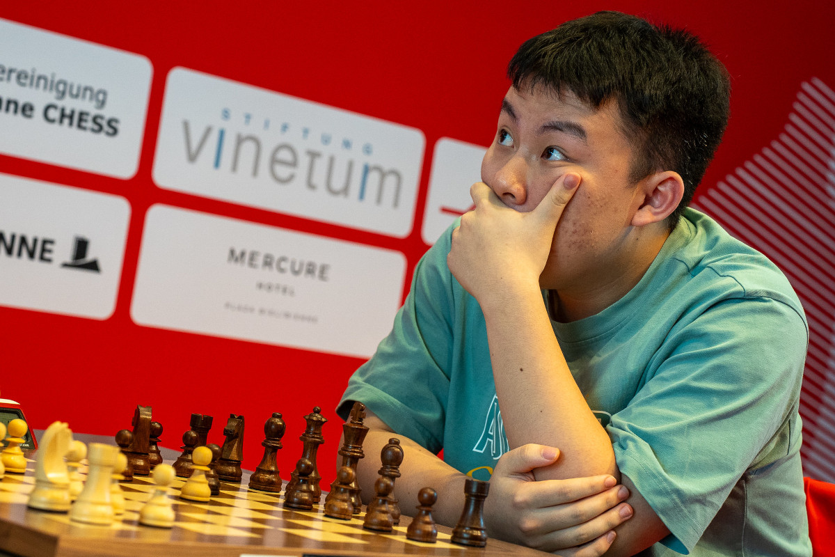 Xiao Tong