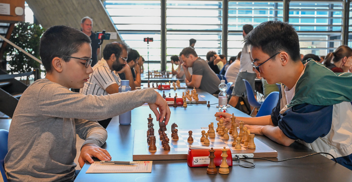 Christian Gloeckler, Cao Qingfeng