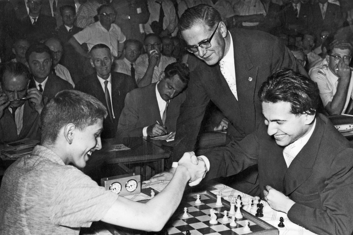 Garry Kasparov Beats Mikhail Tal With Tal's Weapon 