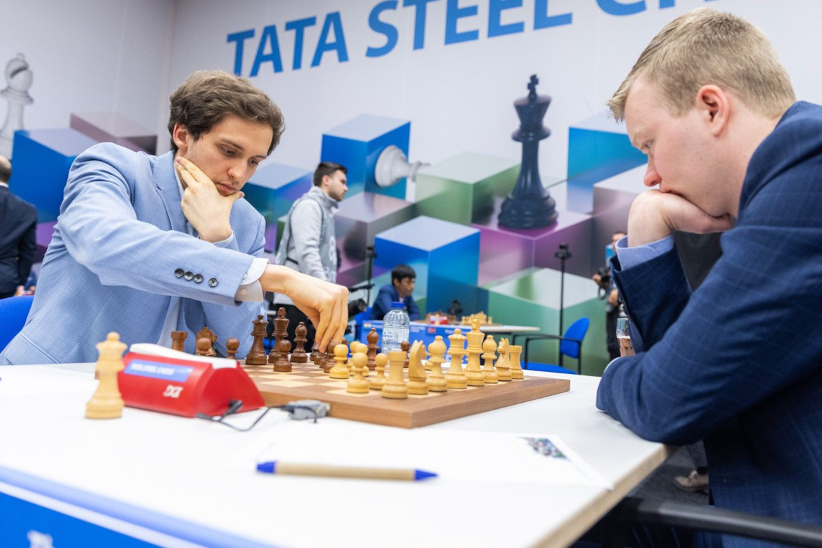 Alexander Donchenko keeps the sole lead at Tata Steel Challengers