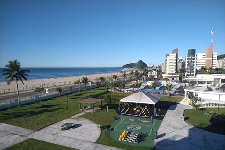 Nice weather, a quiet beach and exciting chess battles in Brazil