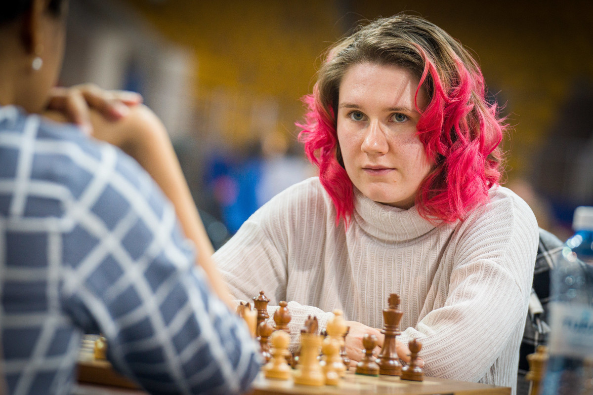 Women's SCC: Shuvalova stuns Hou, Vaishali beats Kosteniuk