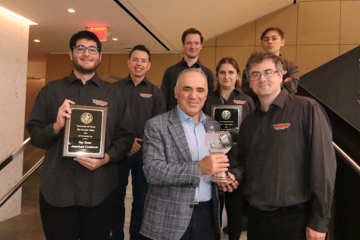 When the dream comes true: University students train with Garry Kasparov
