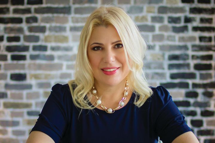 Susan Polgar's Rebel Queen is out