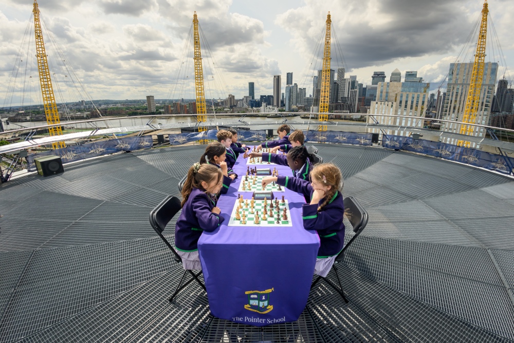 School children play chess on the roof of London's O2 Arena | ChessBase