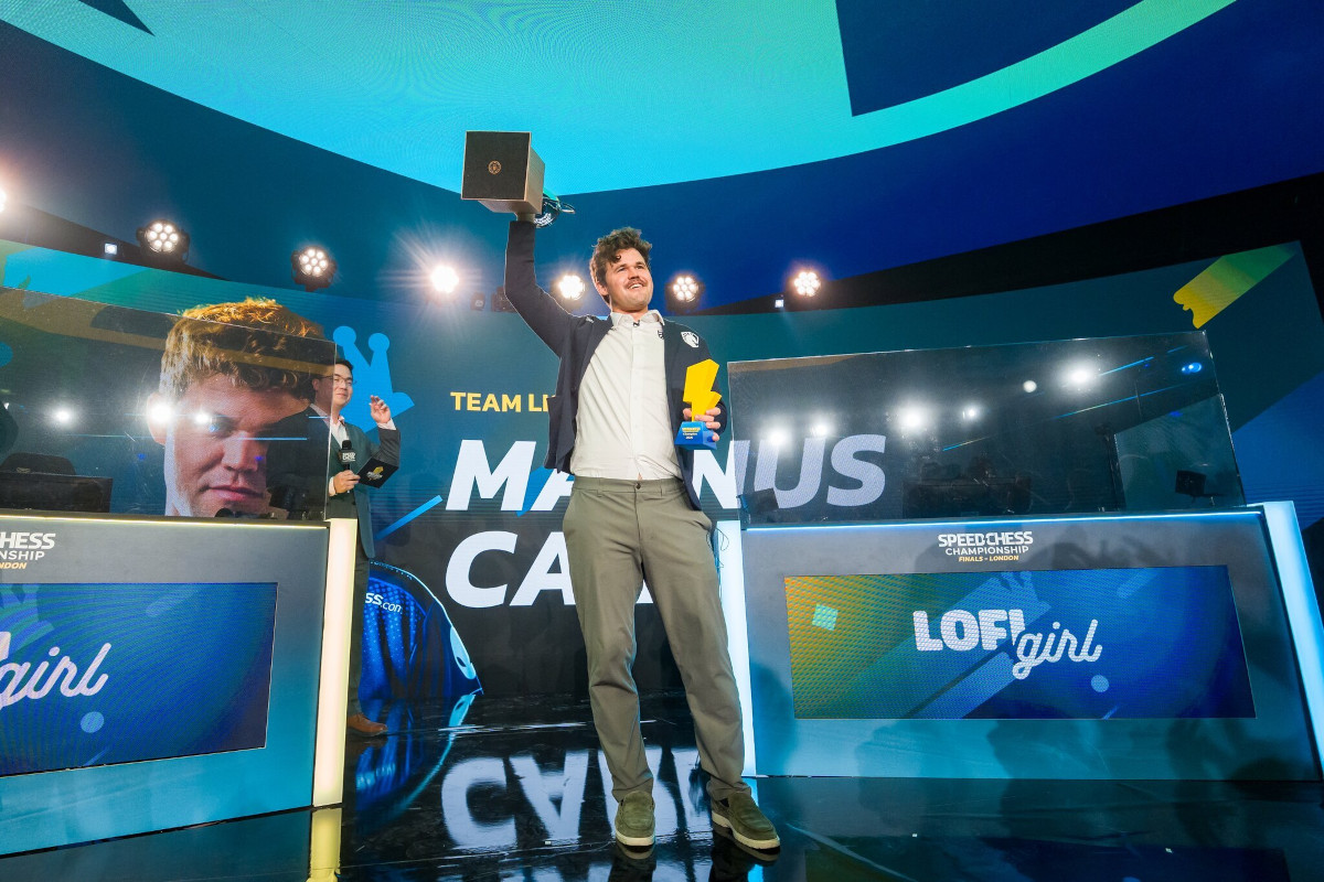 Magnus Carlsen vence Alireza Firouzja no Speed Chess Championship