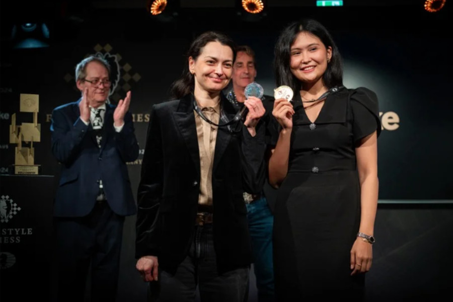 Freestyle Chess exhibition match: Assaubayeva scores 2½-1½ victory over Kosteniuk