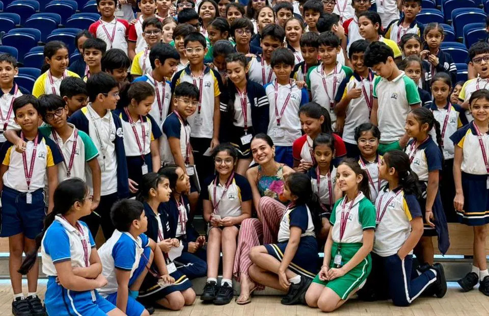 Tania Sachdev e o Xadrez: Líderes Mirins Brilham em Kolkata