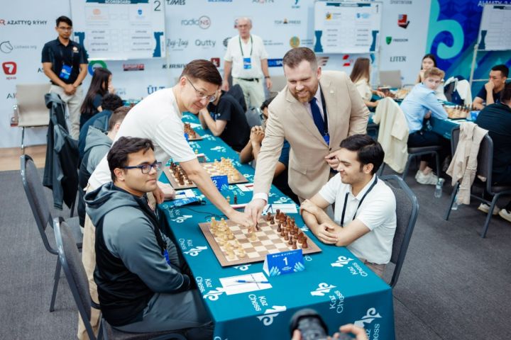 Saint Louis and Ural State Mining Advance to Finals in Almaty