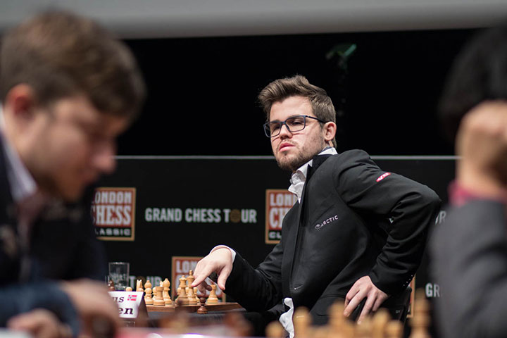 London Classic: Nepomniachtchi joins lead