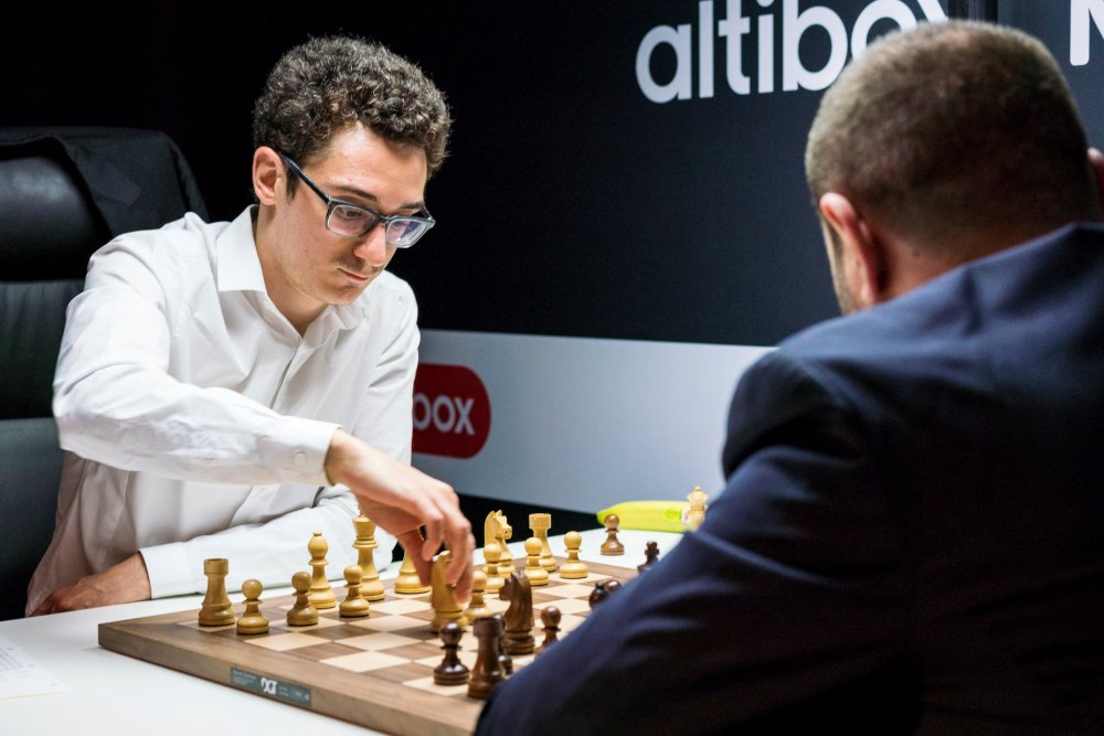 Two players die at world chess event in Norway, Chess