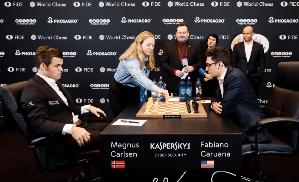 World Chess Championship Game 5: Caruana's Surprise Gambit Doesn't