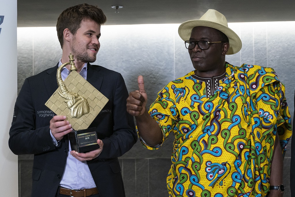 Côte d'Ivoire Rapid & Blitz: Carlsen still on top, MVL stuns