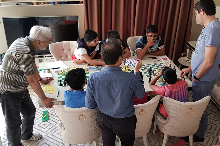 Gukesh vs Pragg  Friendly bullet at Kramnik Microsense India
