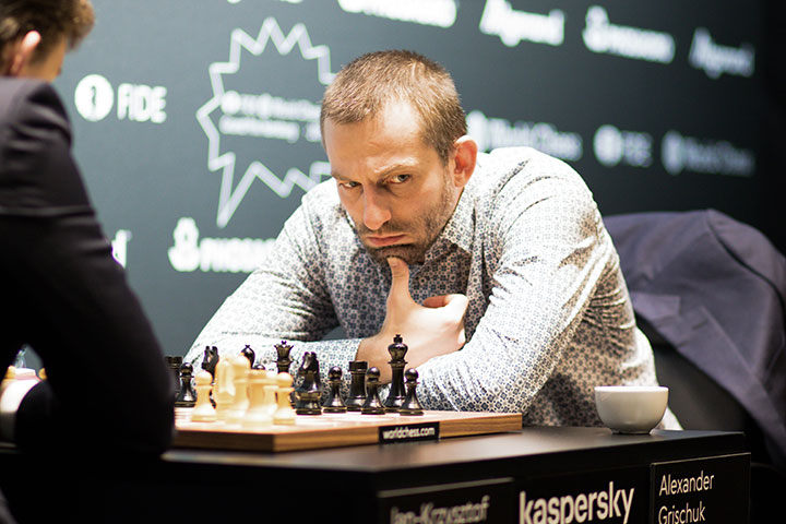 Grandmaster Igor Rausis (CZE), Adam Raoof