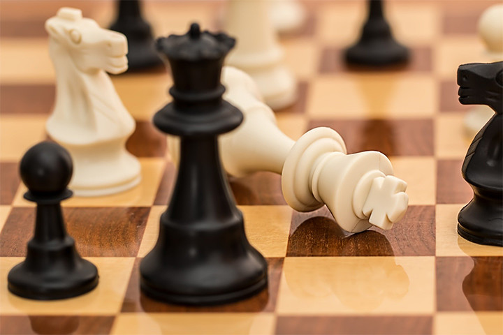 6 Awesome Chess Openings iPhone Apps 