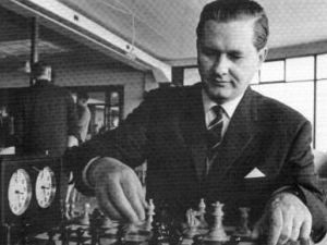 Bamberg 1968, round 10: Keres dominates, Petrosian is lucky