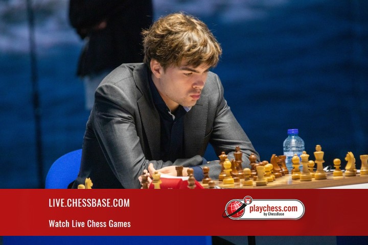 live chessbase
