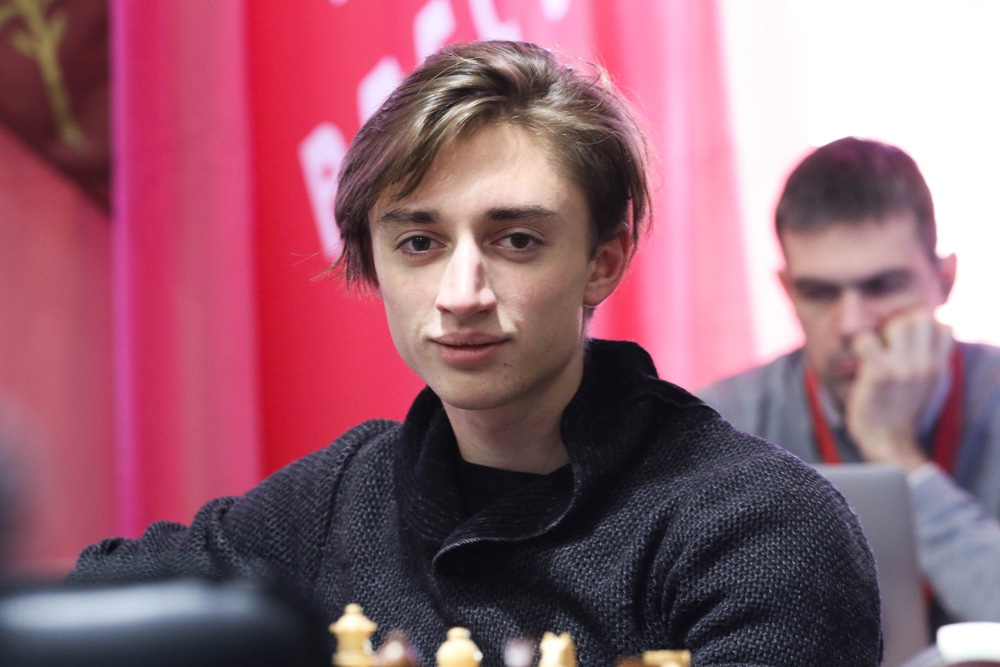 Interview with Chess Grandmaster Daniil Dubov: The Only Way To Change  Anything in Russia Is a Revolution - DER SPIEGEL